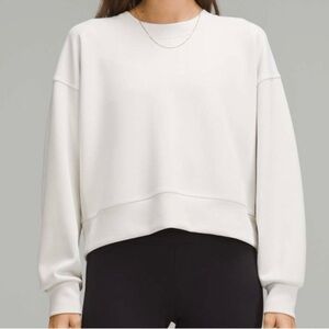 Lululemon Softstreme Perfectly Oversized Cropped Crew, Bone, size 14